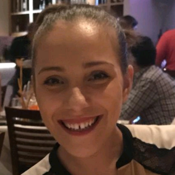 Profile Picture of Violet Manuello (@mammagains) on Poshmark