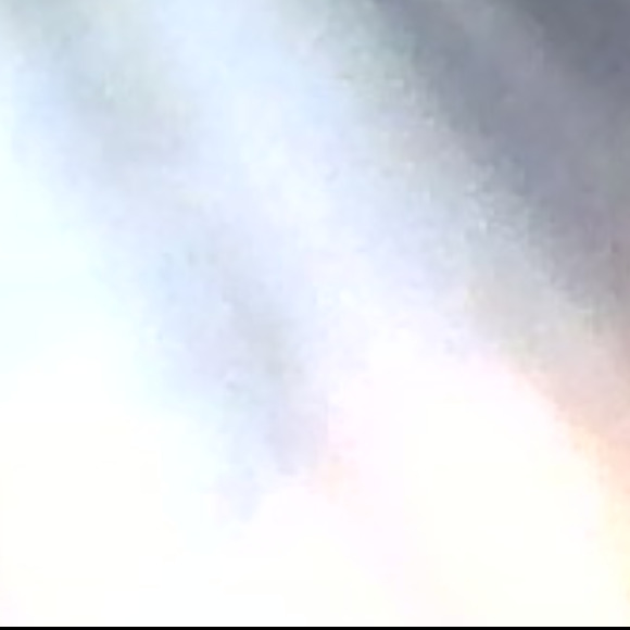 Profile Picture of Lily Thompson (@lilymaythompson) on Poshmark