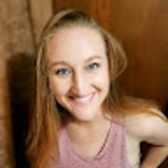 Profile Picture of Ashley Aaby (@ashleyaaby) on Poshmark