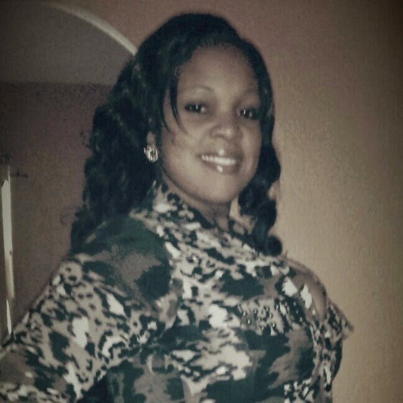 Profile Picture of Nadine Lemene (@nlemene01) on Poshmark