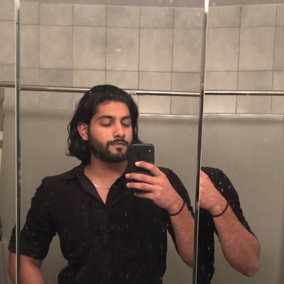 Profile Picture of Syed Khizer Abbas (@khiz110) on Twitter