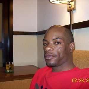 Profile Picture of Tony Cox (@tonycox30s) on Myspace