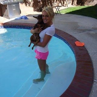 Profile Picture of Kassidy Luttrell (@caterina.luttrell) on Facebook