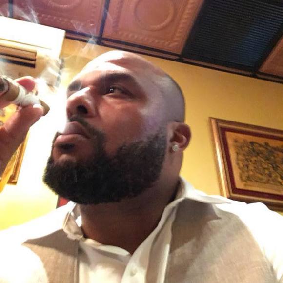 Profile Picture of M Parker (@parker_milton) on Poshmark