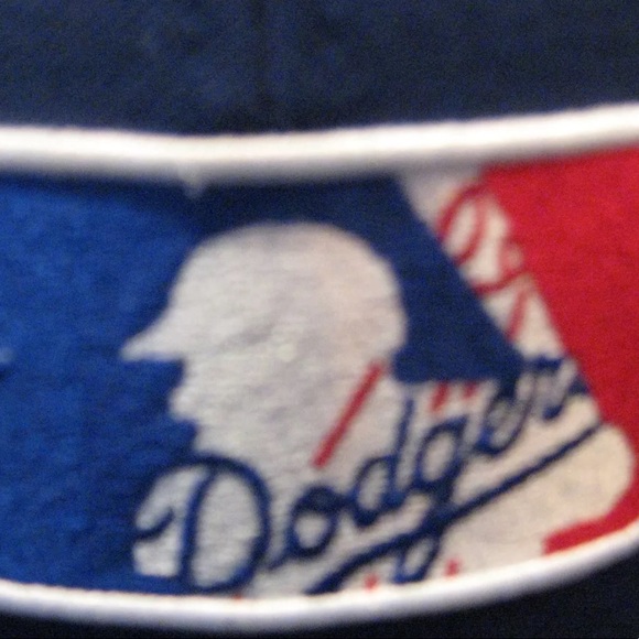 Profile Picture of James Rhee (@jrhee75) on Poshmark