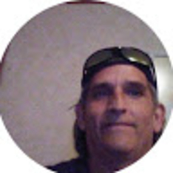 Profile Picture of Kevin Gould (@gould7216) on Poshmark