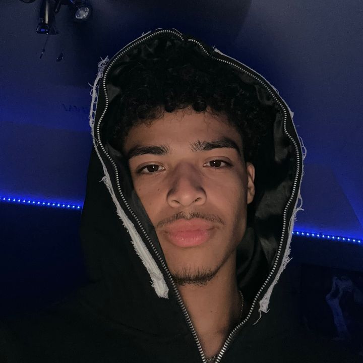Profile Picture of Thomas T ✪ (@thomas.tangle4) on Tiktok