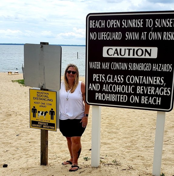 Profile Picture of Stephanie Duncan (@tessa681) on Poshmark