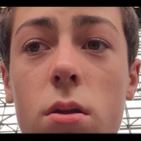 Profile Picture of Justin Knodl (@knodljustin13) on Poshmark