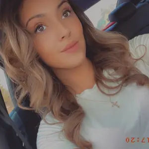 Profile Picture of Kenzi Bella 🤍 (@mackenziemcgrain) on Tiktok