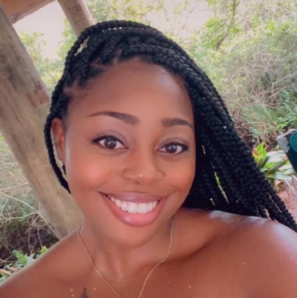 Profile Picture of Mesha Shonte (@meshashonte) on Poshmark