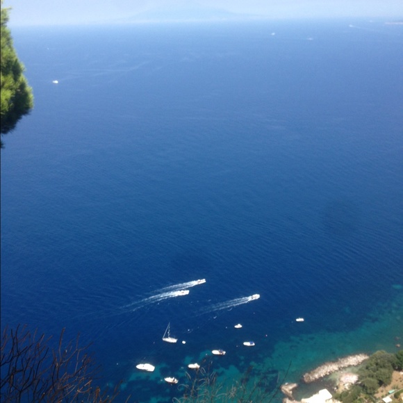 Profile Picture of Adriana Borriello (@adrianax31) on Poshmark