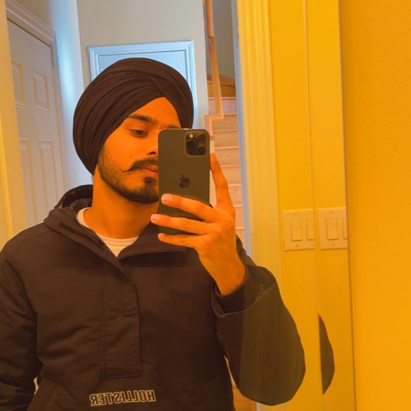 Profile Picture of Sarwan Singh (@sukh7087) on Poshmark