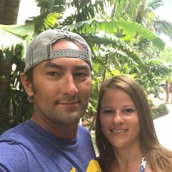 Profile Picture of Heidi Haith (@johnnyheidi2002) on Poshmark