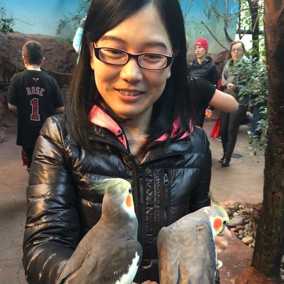 Profile Picture of Lily Zhang (@yuanyuanzhang) on Poshmark