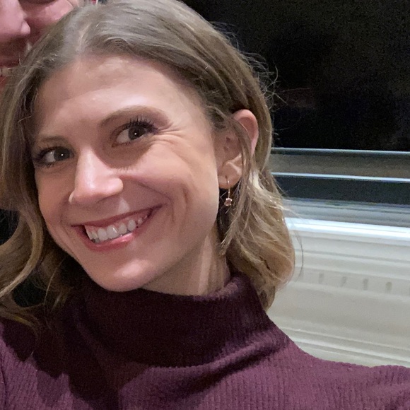 Profile Picture of Jenna Dunbar (@jenna340110) on Poshmark