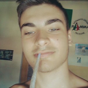Profile Picture of Simone Franco (@devilchef97) on Myspace