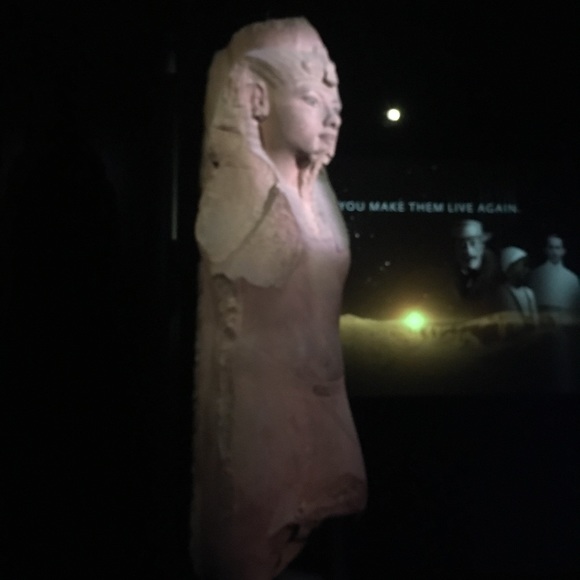 Profile Picture of Joel Henriquez (@tezcat) on Poshmark