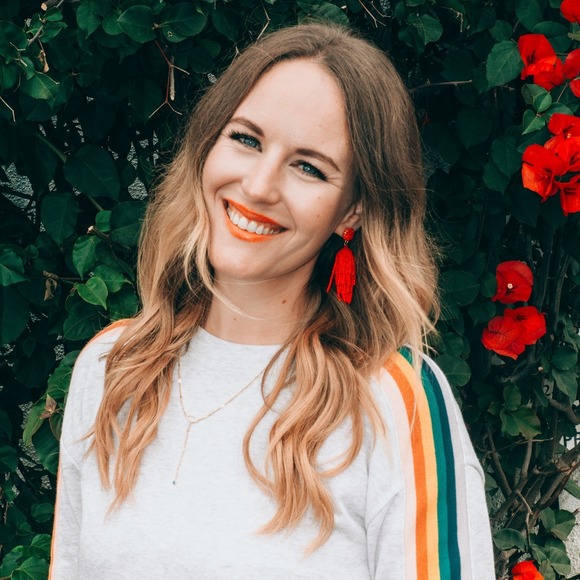 Profile Picture of Amanda Benson (@instyleandpeace) on Poshmark