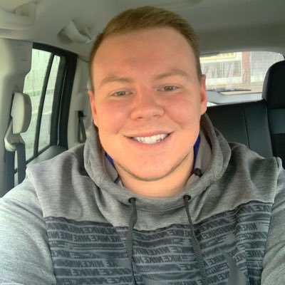 Profile Picture of Jacob Webb (@jacobeyonwebb00) on Twitter