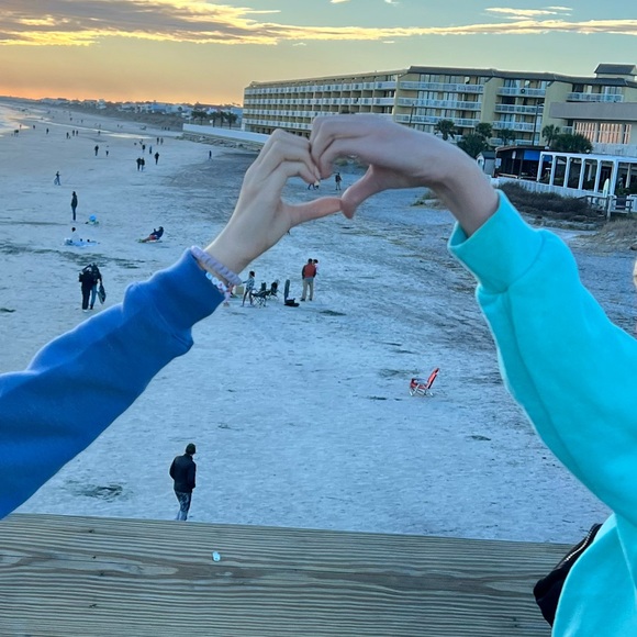 Profile Picture of Adylin Aleff (@aleffadylin) on Poshmark