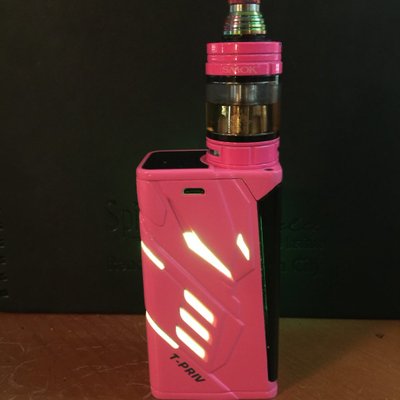 Profile Picture of Nancy Missy Kreider (@Vapin_in_NV) on Twitter