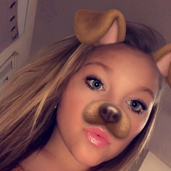 Profile Picture of Rayvin Puffenbarger (@rayvinsky101) on Poshmark