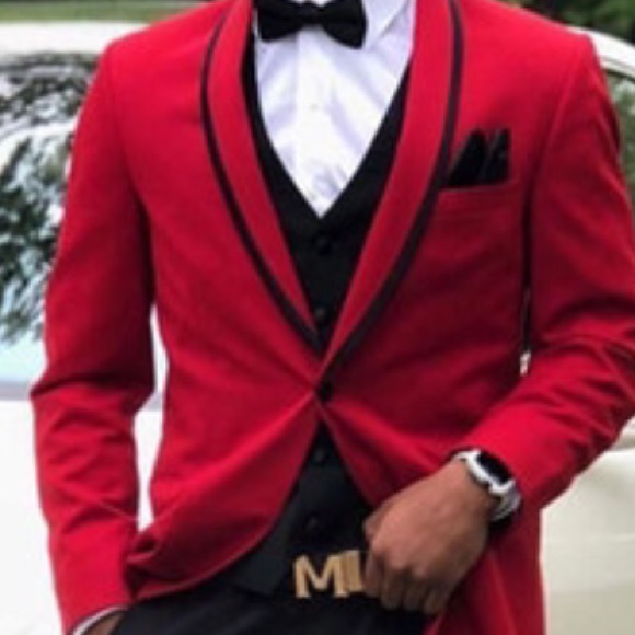 Profile Picture of Koltin Schwier (@koltinsch) on Poshmark