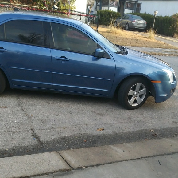 Profile Picture of Albertannette Wechsler (@annettealbert) on Poshmark