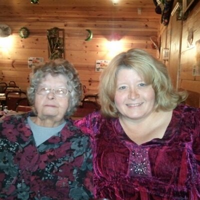 Profile Picture of Janet White Dowd (@JanetWhiteDowd) on Twitter