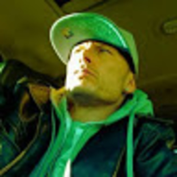 Profile Picture of Joshua Isaksen (@jedi7206) on Poshmark