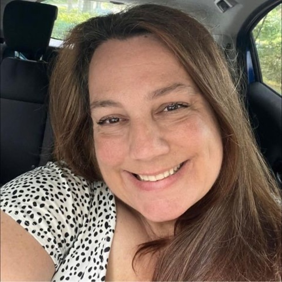 Profile Picture of Michele Cadger (@michelecadger) on Poshmark