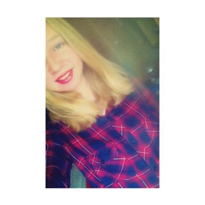 Profile Picture of Kim Nolte ❤️ (@kimi_nolte) on Twitter