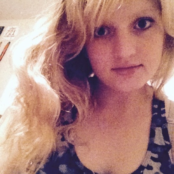 Profile Picture of Macy Gudgell (@mgudge_2) on Poshmark