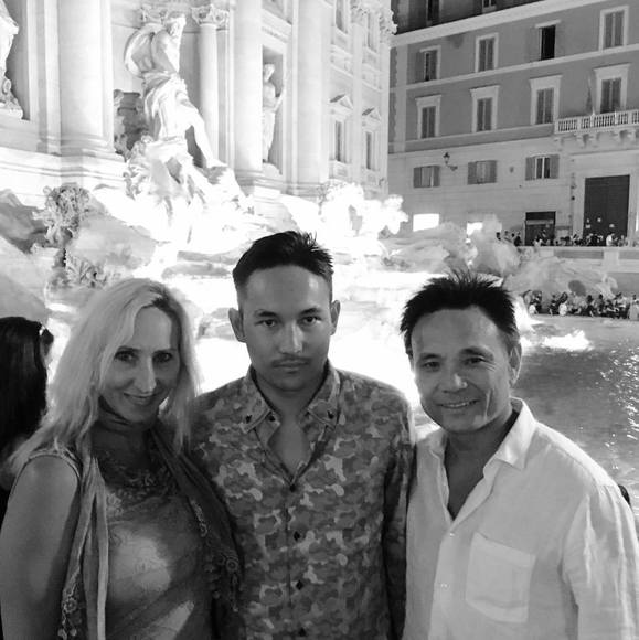 Profile Picture of Gina Takemori (@ginaleet) on Poshmark