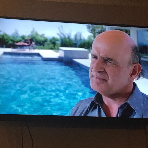 Profile Picture of Desrae Viger (@dezdv) on Poshmark