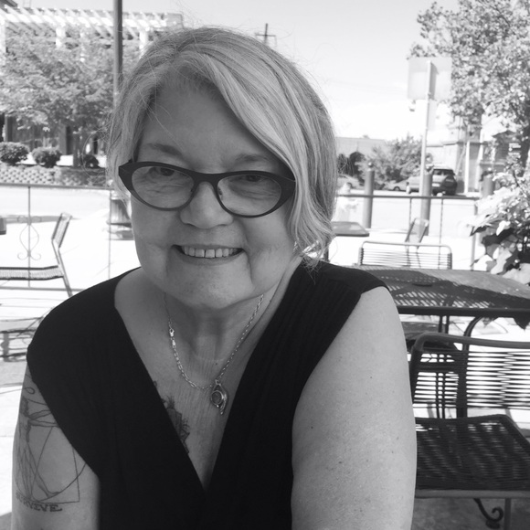 Profile Picture of Carol Kreitner (@newsong107) on Poshmark