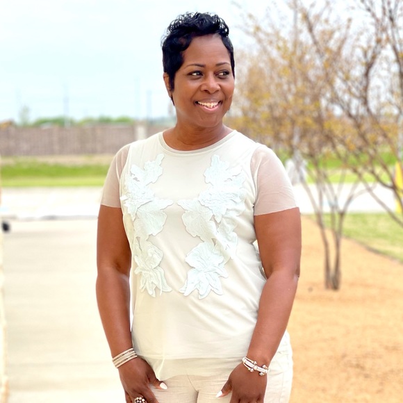 Profile Picture of Dorsharica Jefferson (@dorsharicaj) on Poshmark