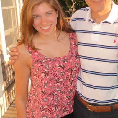 Profile Picture of Julia Terranova (@JuliaTerranova) on Twitter