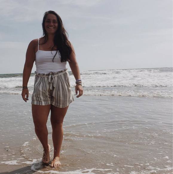 Profile Picture of Nikki Grzebyk (@nikkigrzebyk) on Poshmark
