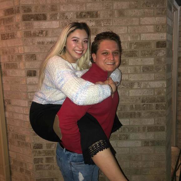 Profile Picture of Ivonne Batarse (@ibatarse) on Poshmark