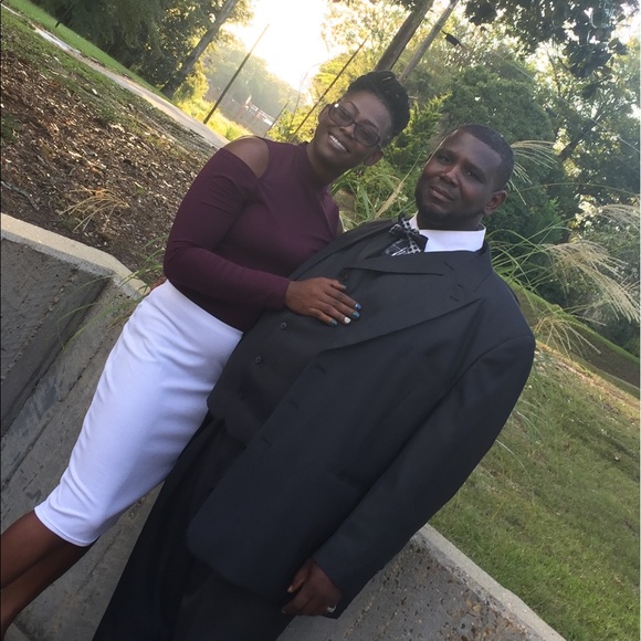 Profile Picture of Lorenzo Price (@pricelorenzo) on Poshmark