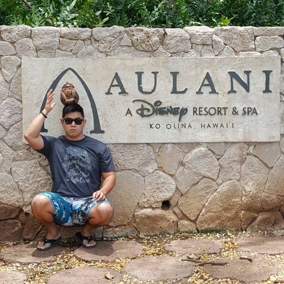 Profile Picture of Aaron Feliciano (@afeliciano45) on Poshmark