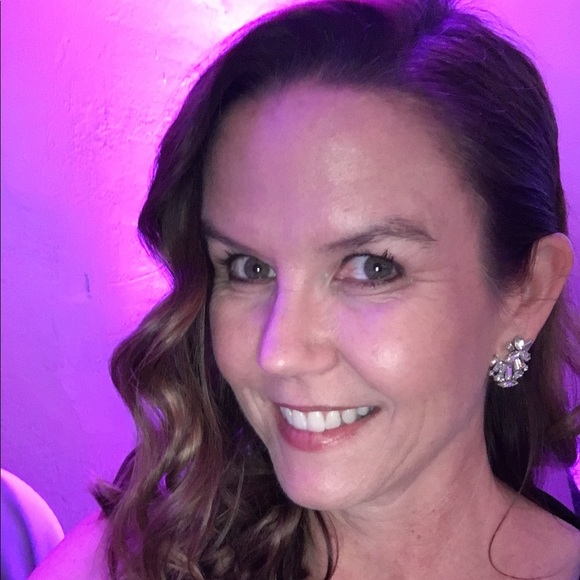 Profile Picture of Susan Zepko (@smz108) on Poshmark