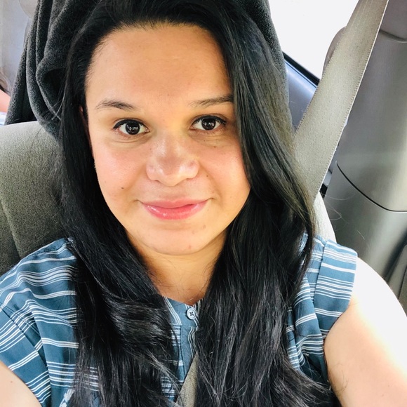 Profile Picture of Stefany Rodriguez (@stefanyrodri330) on Poshmark