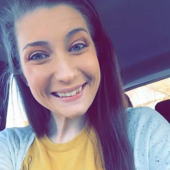 Profile Picture of Peyton Scarbrough (@peytonscarbroug) on Poshmark