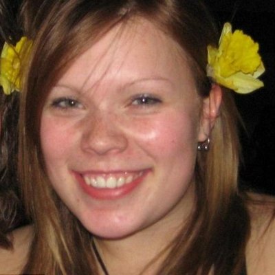 Profile Picture of Nina Saville (@NinaSaville86) on Twitter