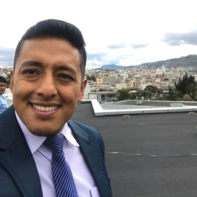 Profile Picture of César L. Molina (@CesarLeosMolina) on Twitter