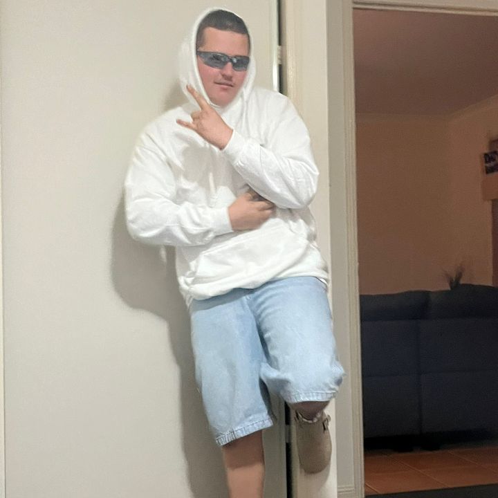 Profile Picture of Darren (@user.darren) on Tiktok