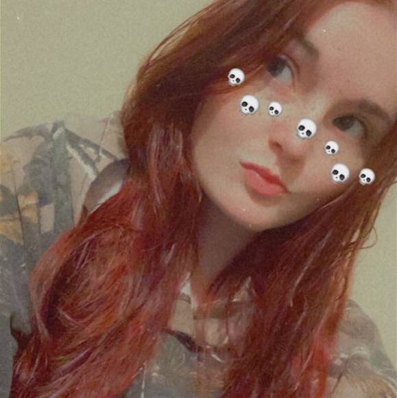 Profile Picture of Brenda Brumbley (@brendabrumbley) on Poshmark